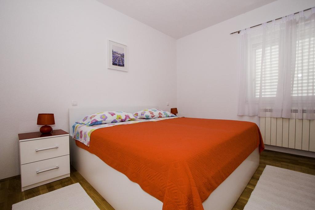 Apartments Zlatka Traù Camera foto